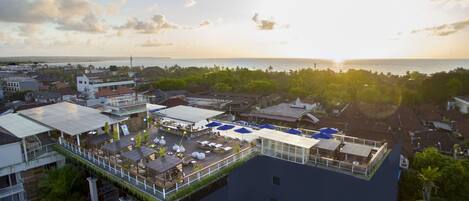 منظر من الجو على ارتفاع عالٍ