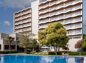Front of property - Hotel Medium Valencia (Valencia)