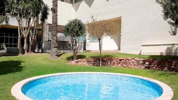 Seasonal outdoor pool