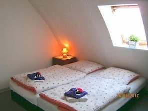 Apartemen Comfort | Area keluarga | Televisi layar datar 42-inci dengan saluran TV satelit dan TV
