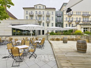 Lunch and dinner served  - Hotel Elbresidenz an der Therme Bad Schandau (Bad Schandau)