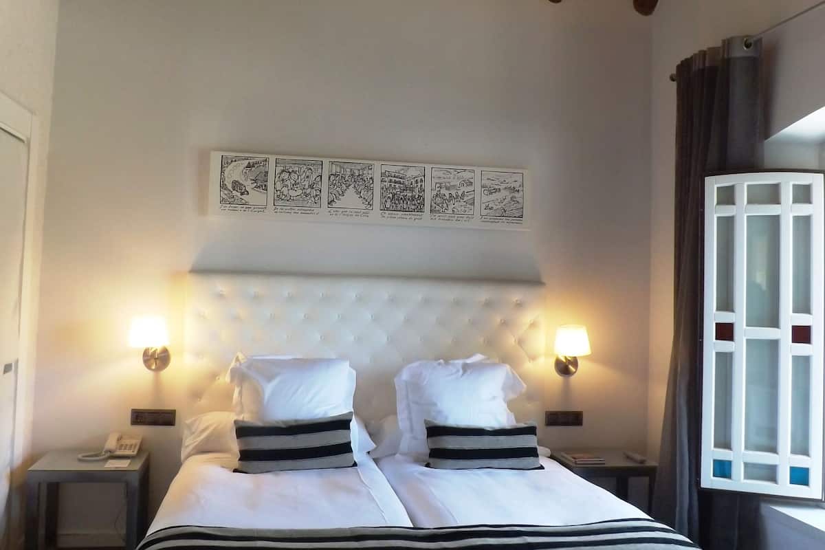 1 bedroom, premium bedding, minibar, in-room safe