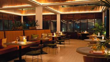 3 Restaurants; Frühstück, Mittagessen und Abendessen werden serviert