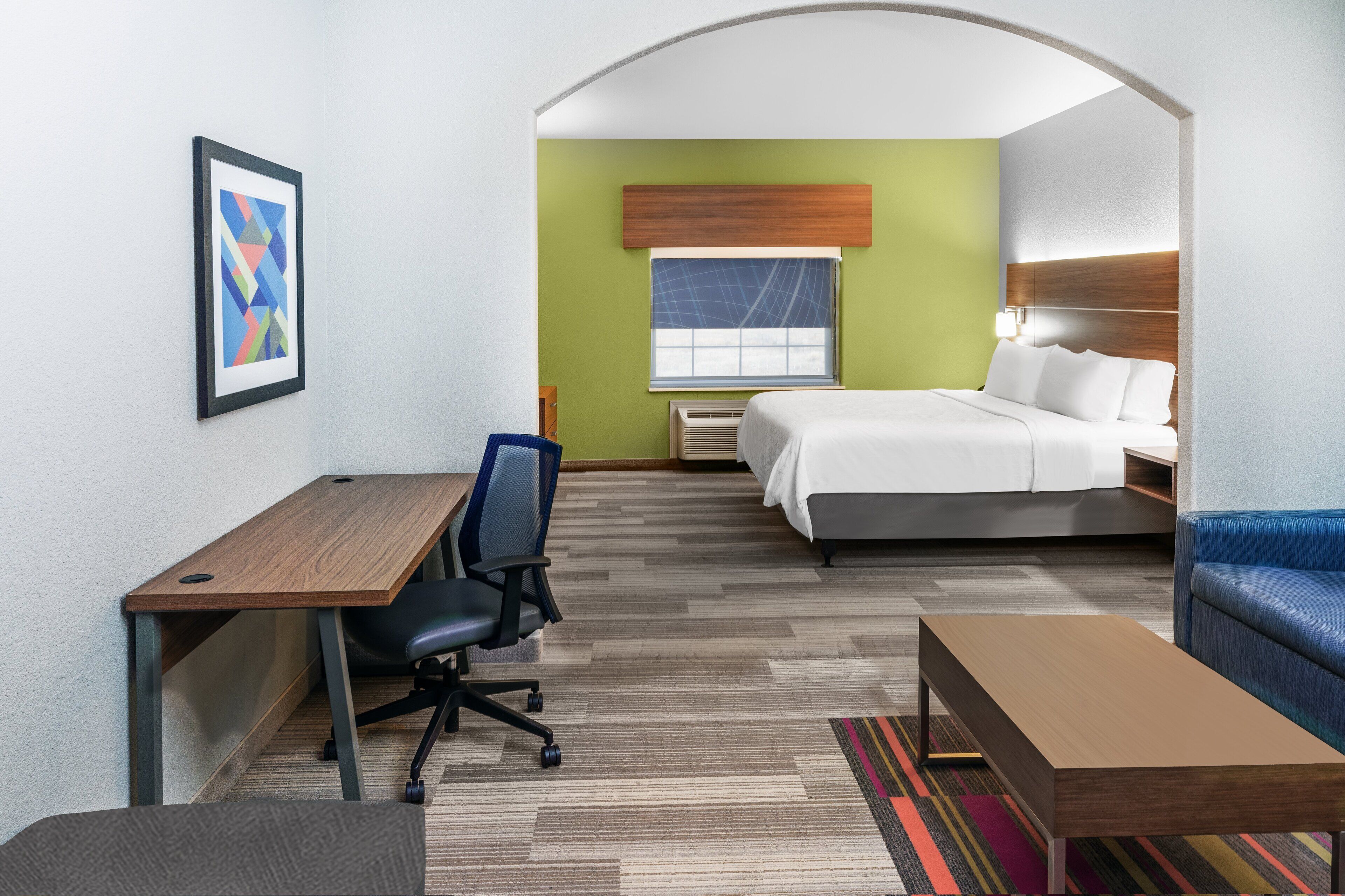 suite, 1 king bed with sofa bed | desk, iron/ironing board, cots/infant beds, rollaway beds