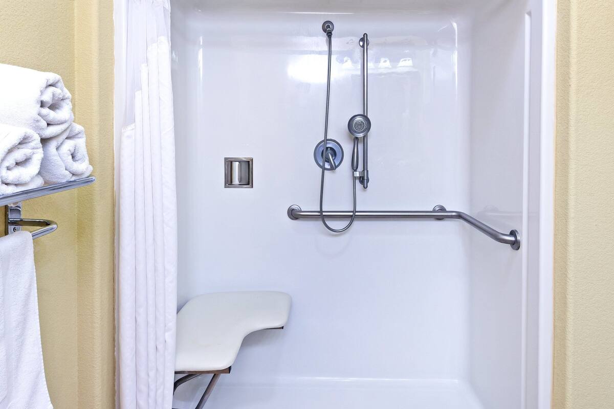 desk, iron/ironing board, cots/infant beds, rollaway beds