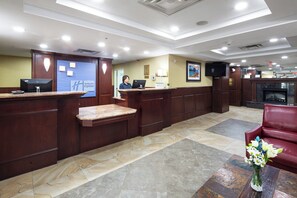Exterior - Holiday Inn Express Hotel & Suites Edson by IHG (Edson)