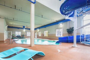 Piscine intérieure