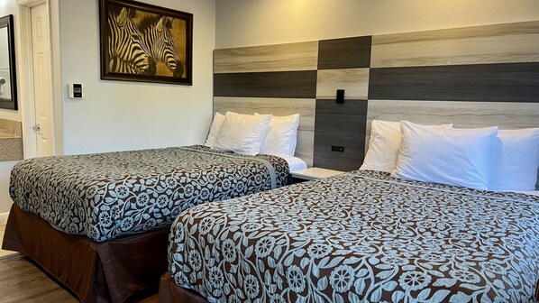 Deluxe Double Room, 2 Double Beds | Desk, iron/ironing board, free WiFi, bed sheets