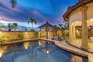 Private One Bedroom Villa With Private Pool and Garden | Terrace/patio