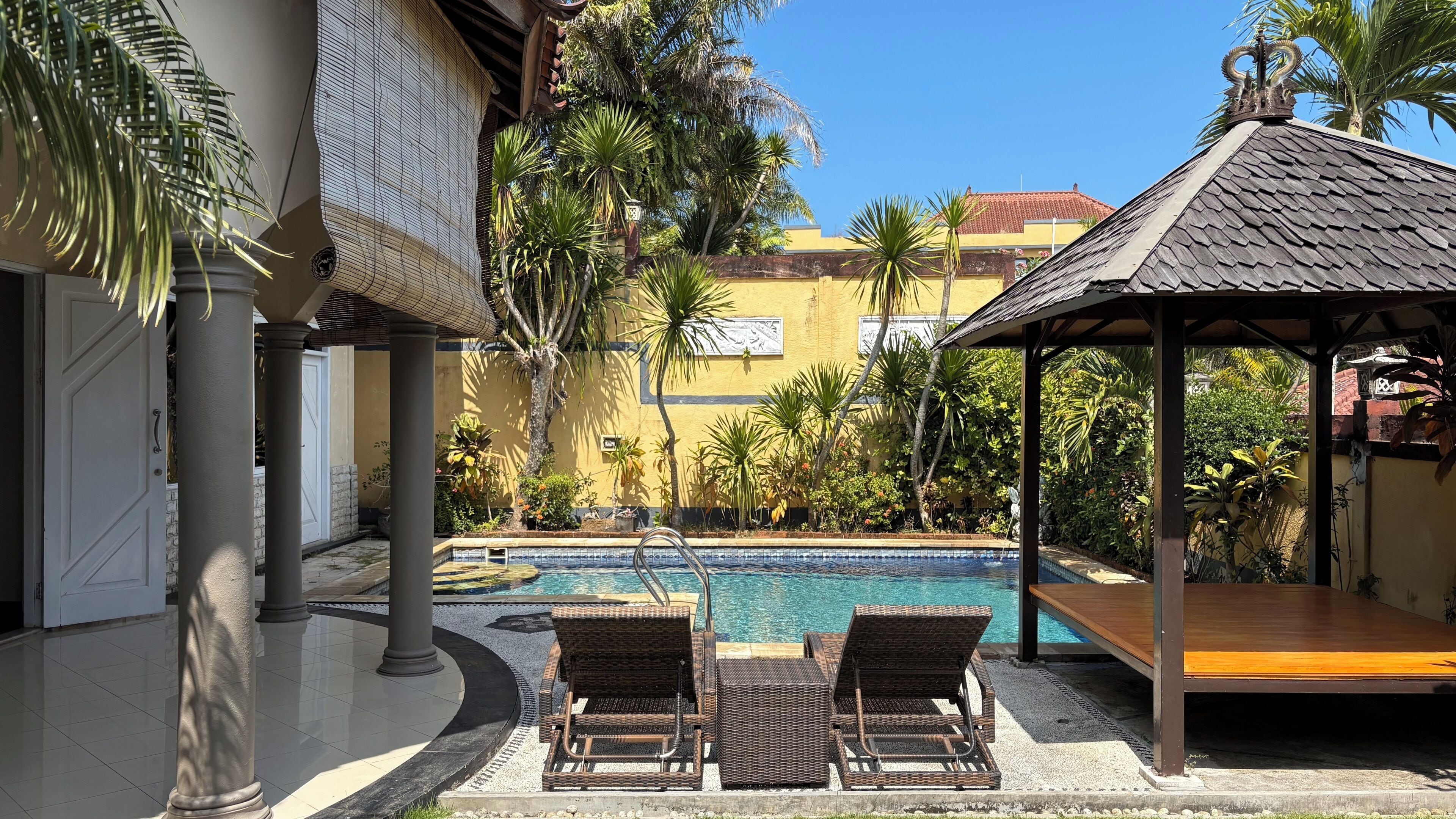Private One Bedroom Villa With Private Pool and Garden | Terrace/patio