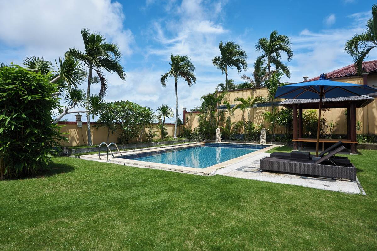 วิลล่าสำหรับครอบครัว, 3 ห้องนอน, วิวภูเขา (Pool Villa - Rain Forest Package) | ลานระเบียง/นอกชาน