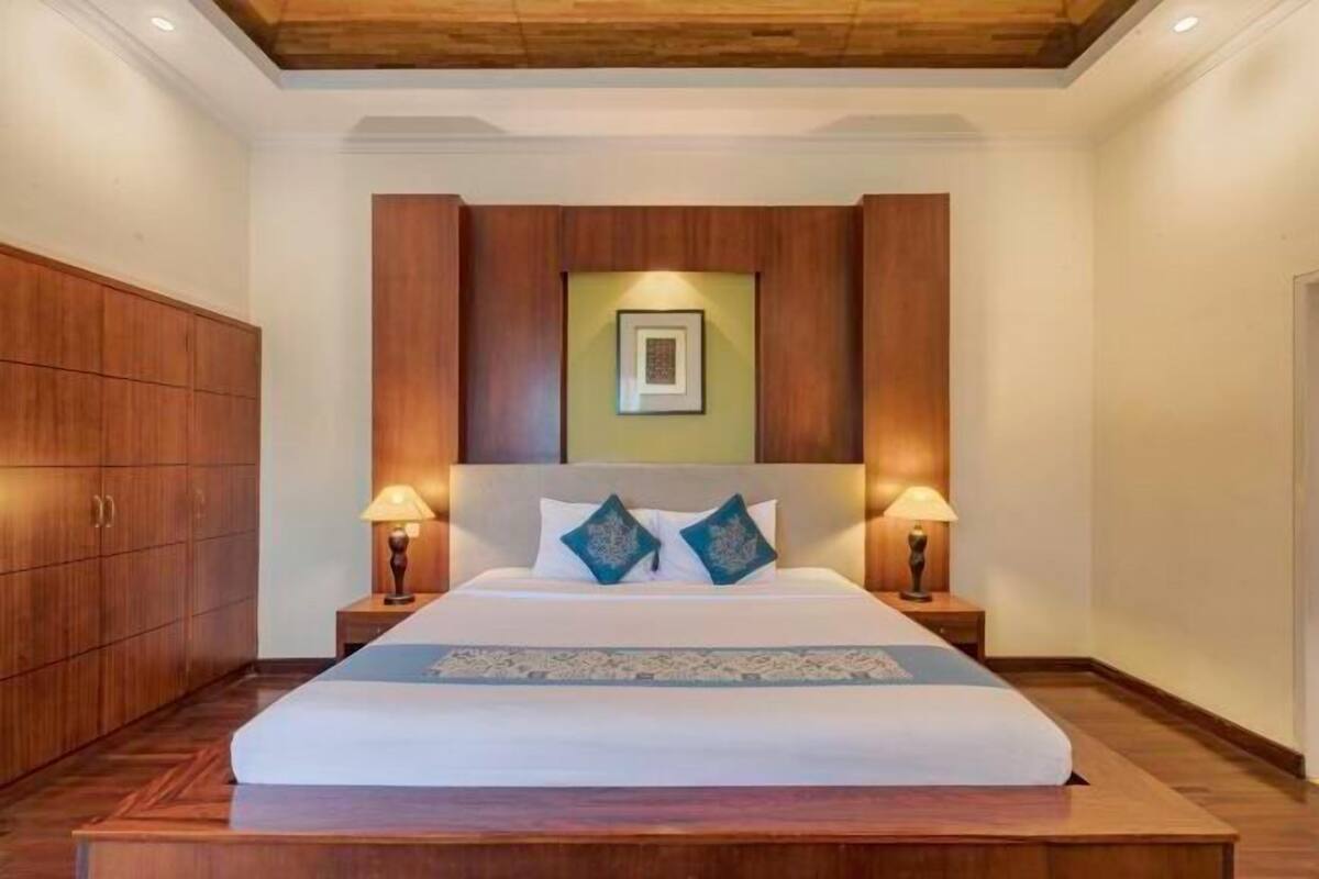 1 sovrum, sängtillbehör av högsta kvalitet, duntäcken och bäddmadrasser