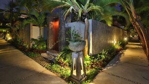 Unclassified image, 5 of 90, button - Bali baliku Private Pool Villas (Jimbaran)