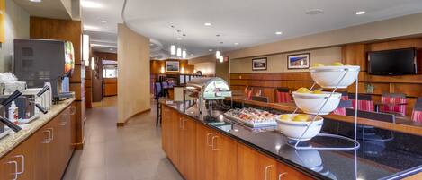 Petit déjeuner buffet compris tous les jours