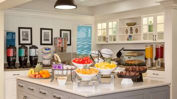 Desayuno para llevar incluido todos los días