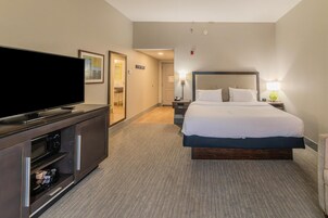 Minibar y caja de seguridad en la habitación 