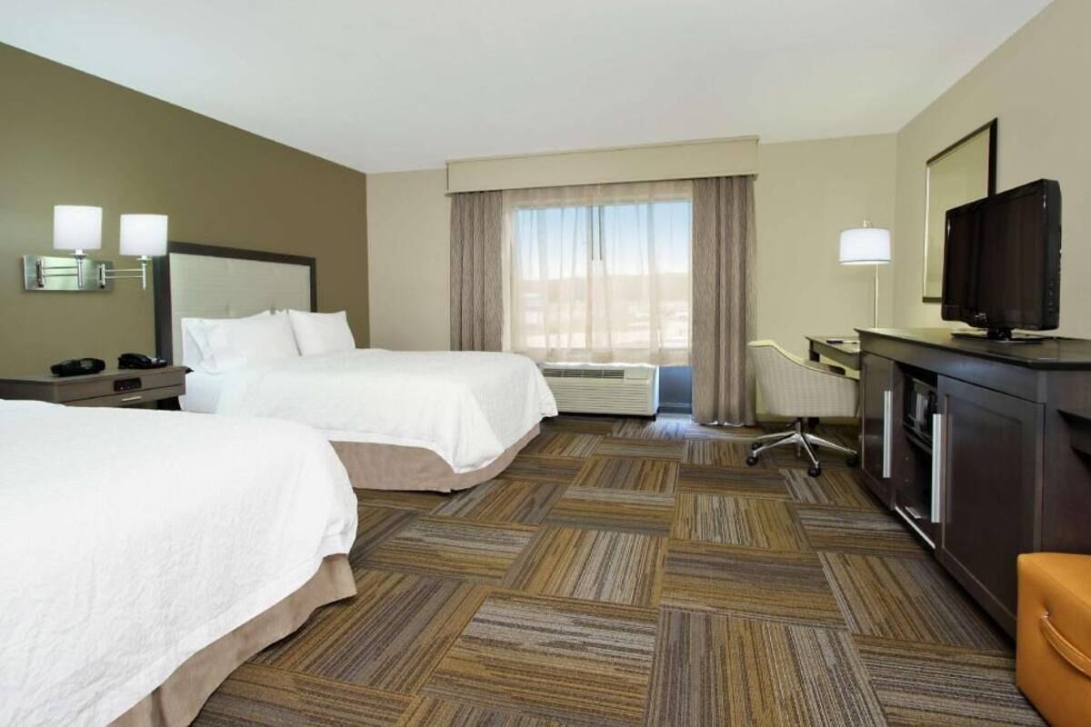 Minibar, in-room safe, iron/ironing board, free cots/infant beds