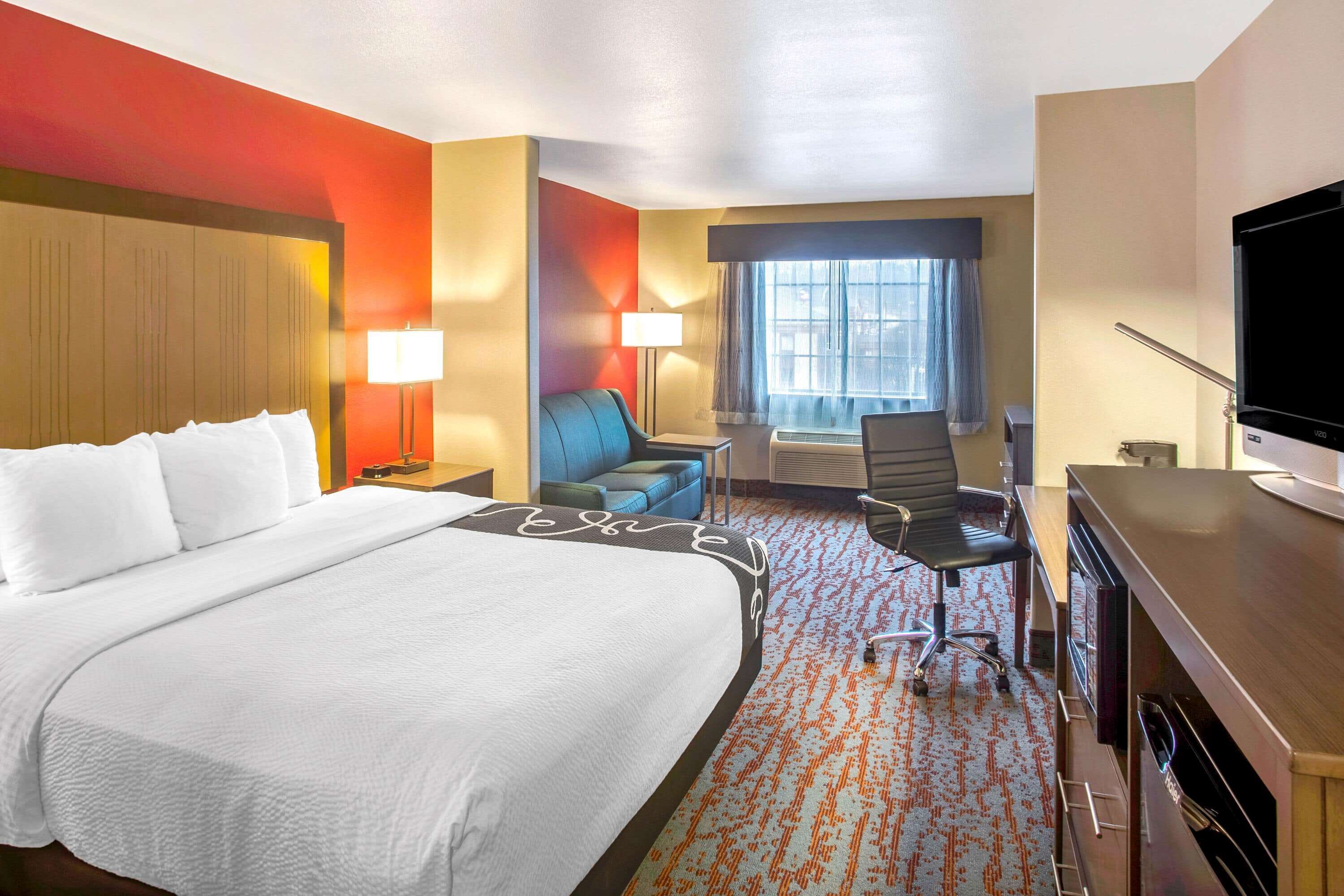 premium bedding, pillow-top beds, desk, soundproofing