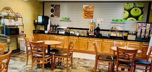 Free daily cooked-to-order breakfast
