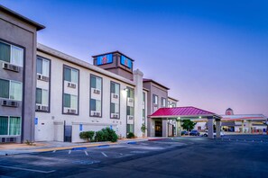 Exterior - Motel 6 Hesperia, CA - West Main Street I-15 (Hesperia)
