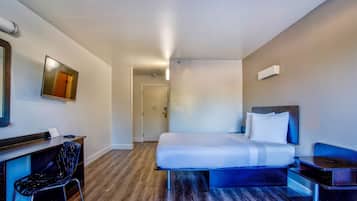 Desk, WiFi (free), bed sheets