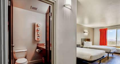 Motel 6 Hesperia, CA - West Main Street I-15