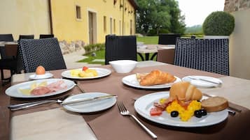 Frokostbuffé er inkludert hver dag