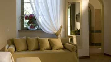 Junior Room | 1 bedroom, minibar, in-room safe, individually decorated