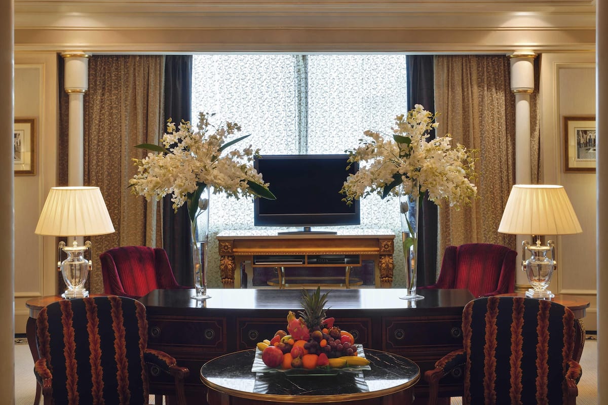 Royal Suite (Gold)