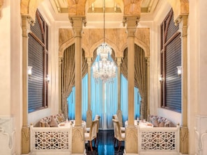 3 restaurants, breakfast, lunch, dinner served; international cuisine