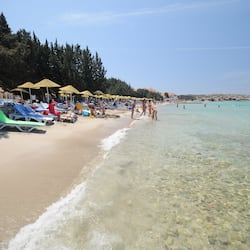 Private beach, free beach cabanas, sun-loungers, beach umbrellas