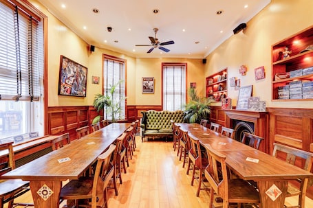 Daily continental breakfast (GBP 8 per person)