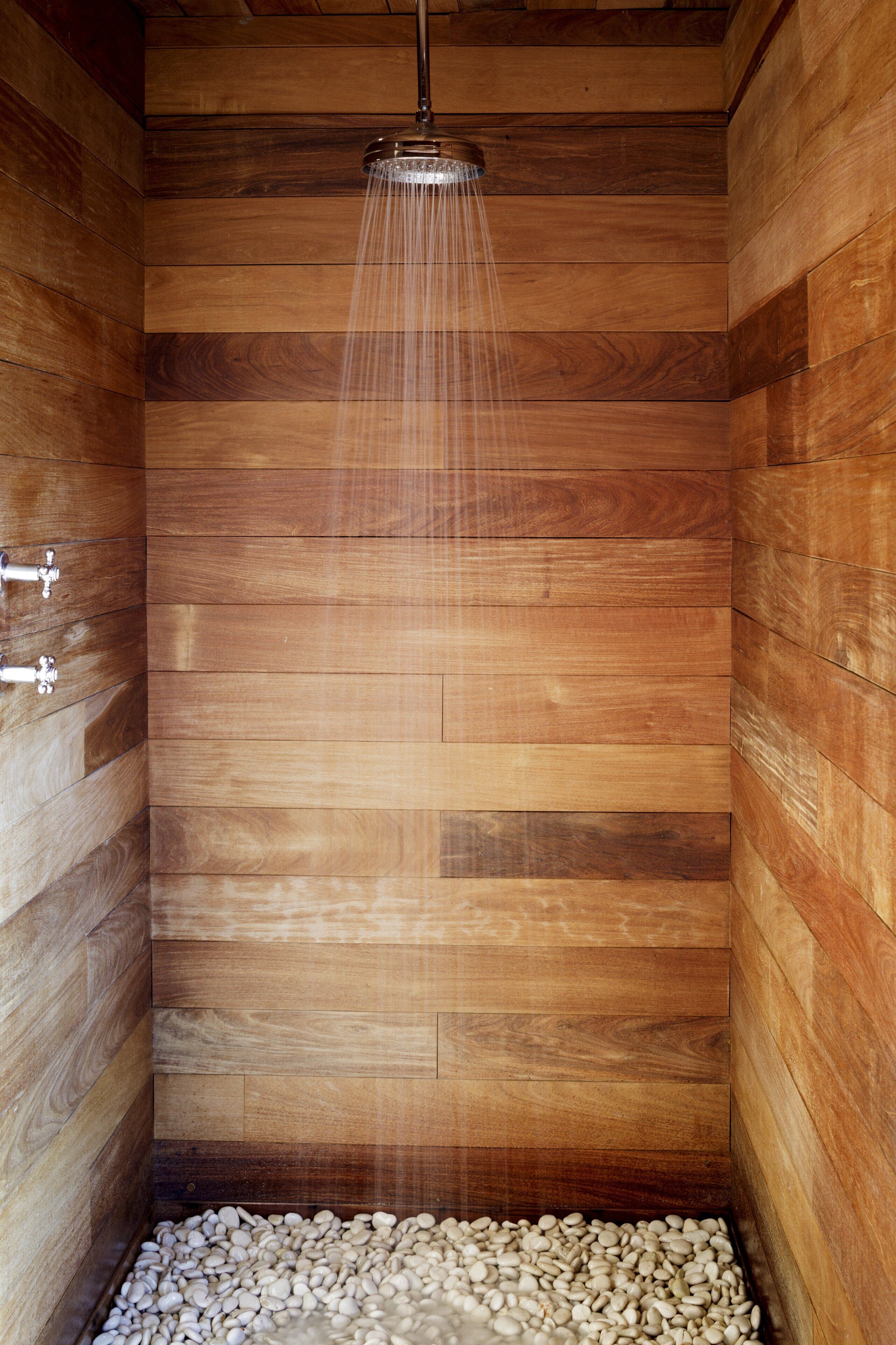 Shower kamar mandi