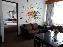 Escritorio y wifi gratis 