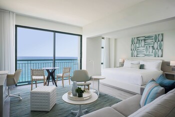 Junior Suite, 1 King Bed with Sofa bed, Balcony, Ocean View | Premium bedding, down comforters, in-room safe, desk at La Concha Resort, Puerto Rico, Autograph Collection