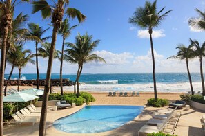 3 outdoor pools, free cabanas, pool umbrellas