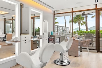 Couples treatment rooms, body treatments, aromatherapy, facials at La Concha Renaissance San Juan Resort