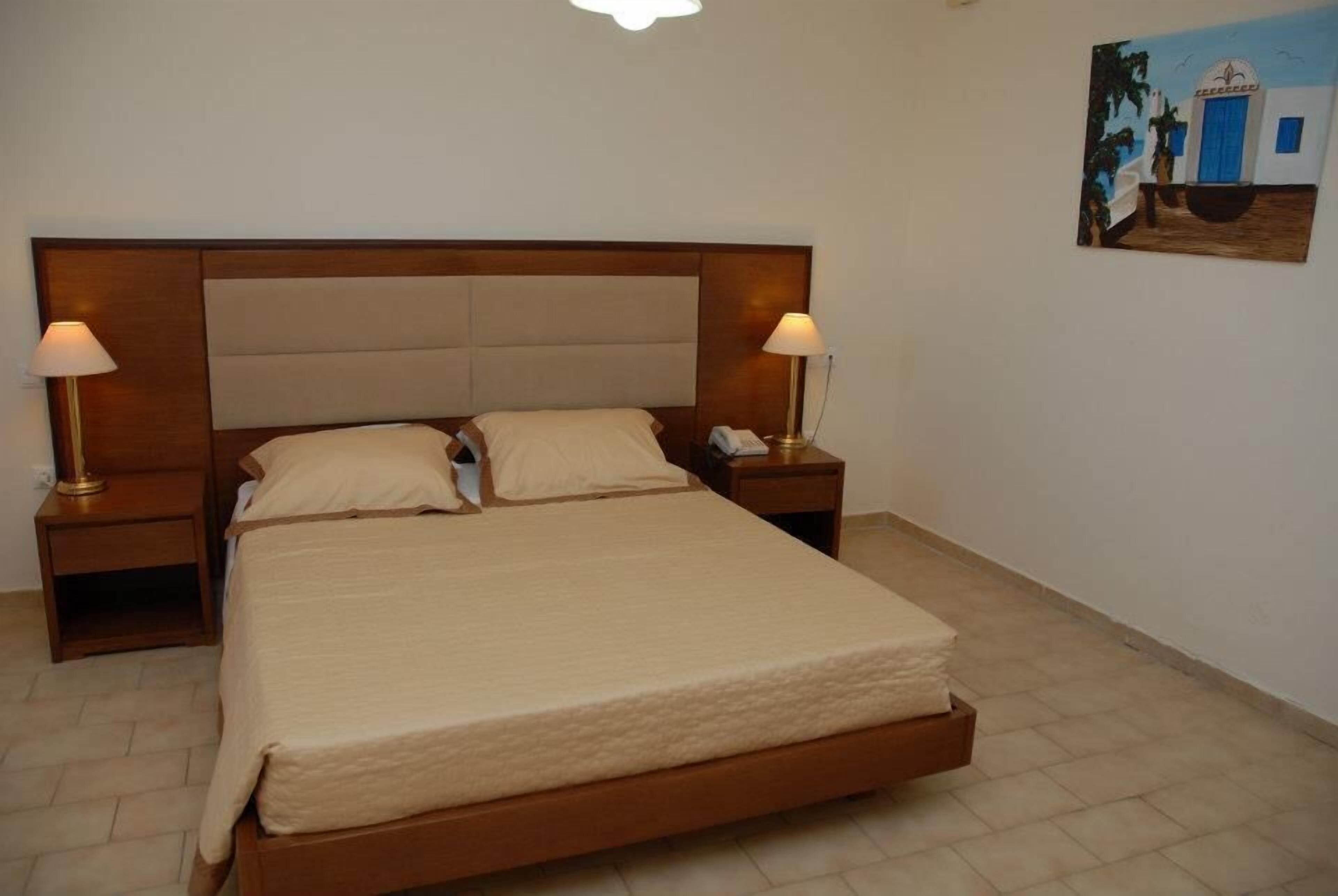 soundproofing, iron/ironing board, free cots/infant beds, wifi