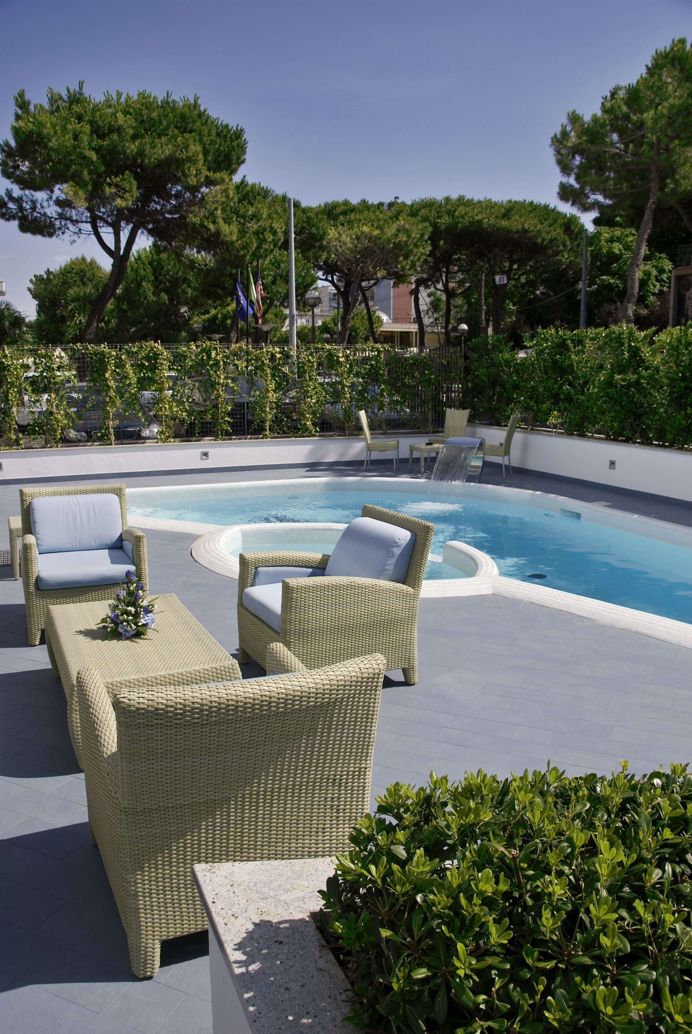 outdoor pool, pool loungers