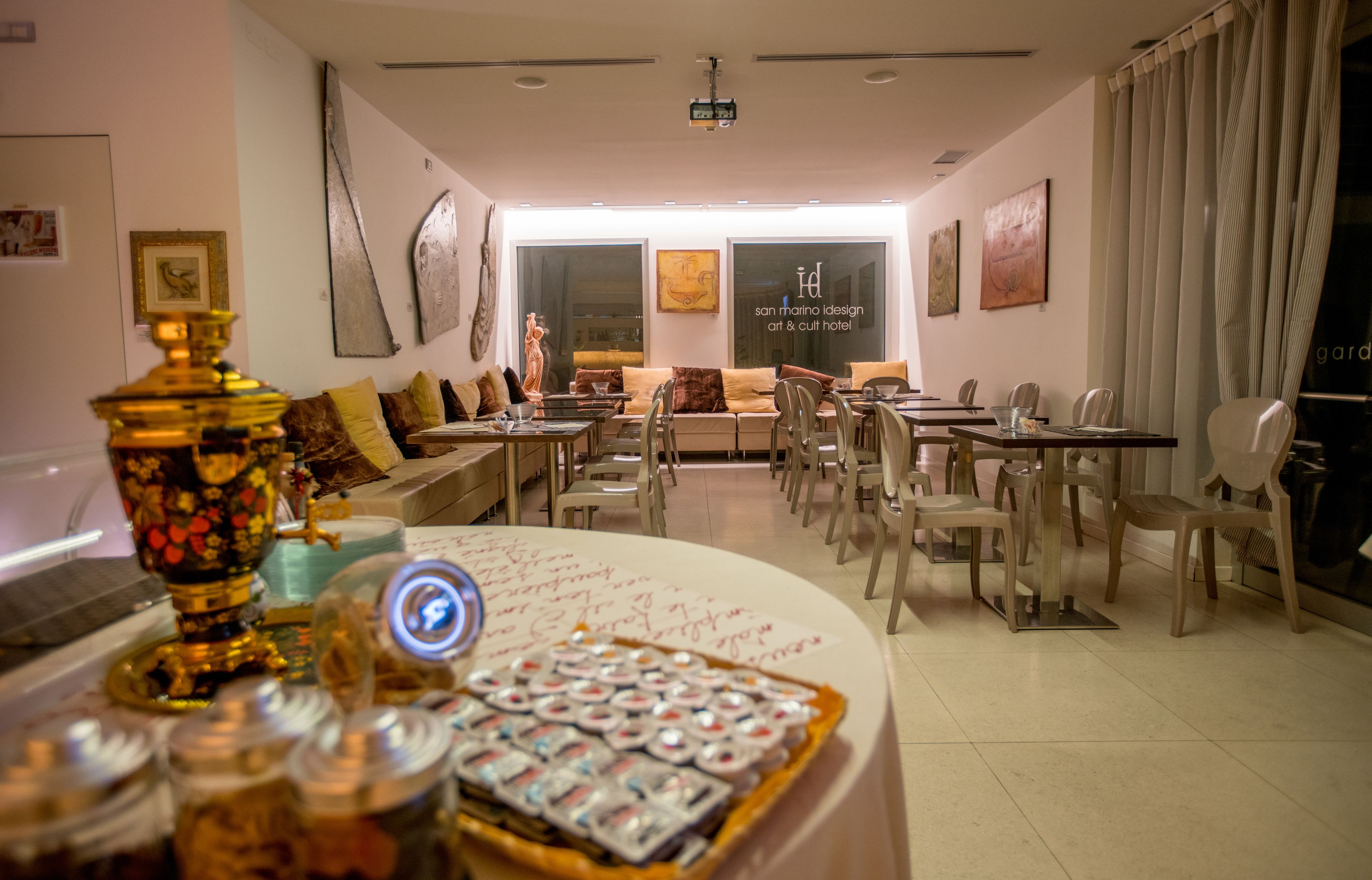 Desayuno continental incluido todos los días