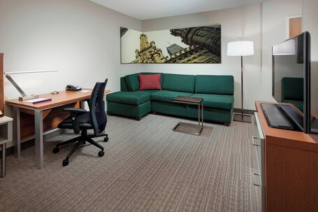 Springhill Suites by Marriott Chicago Downtown River North - Image 37