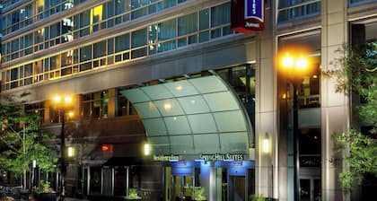 Springhill Suites by Marriott Chicago Downtown/ River North