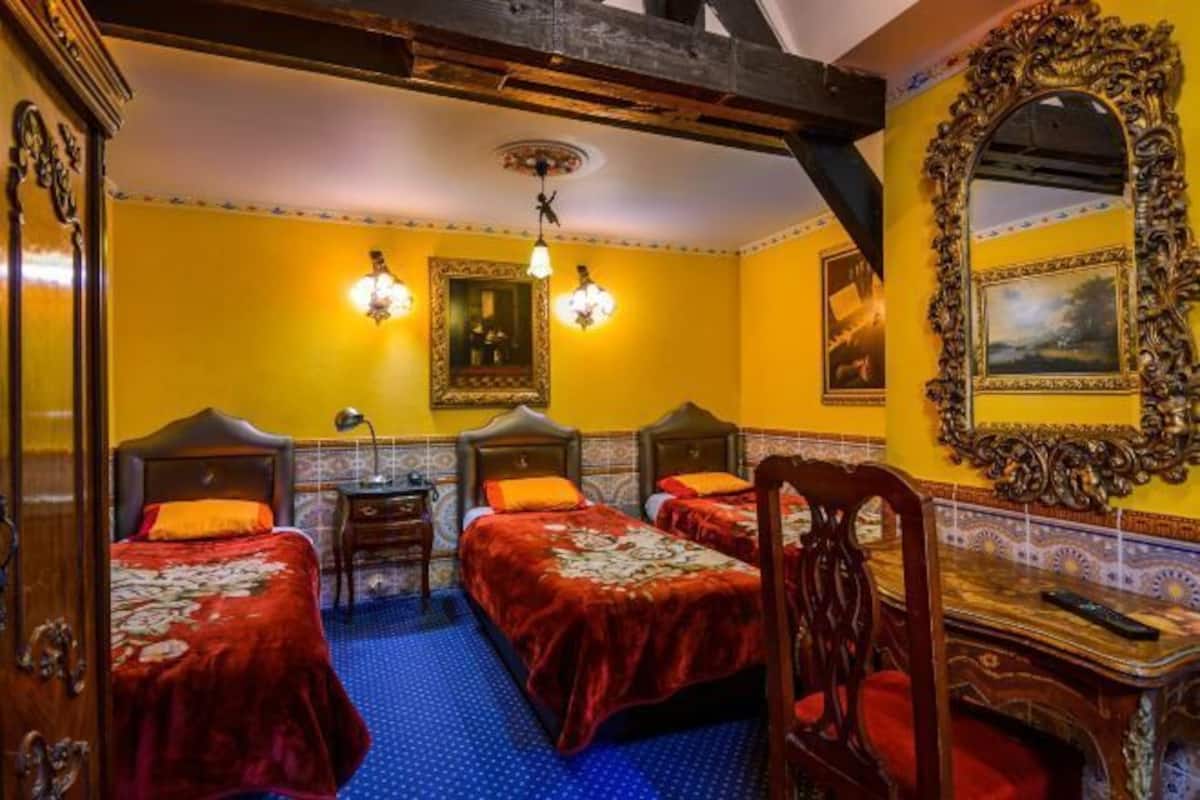 Cribs/infant beds, rollaway beds, free WiFi, bed sheets
