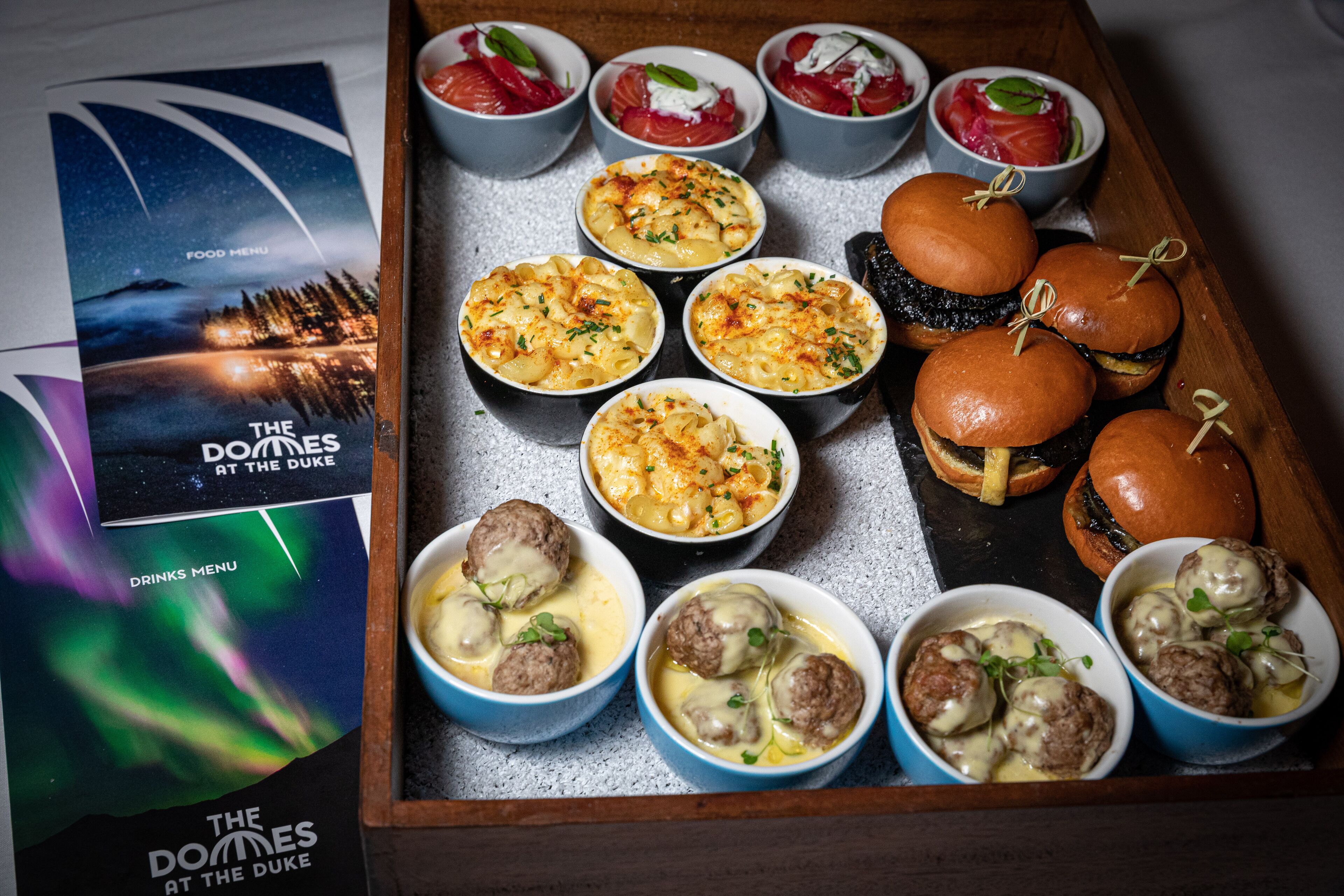 breakfast, lunch, dinner served; international cuisine