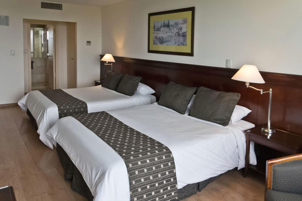 Minibar, in-room safe, desk, soundproofing