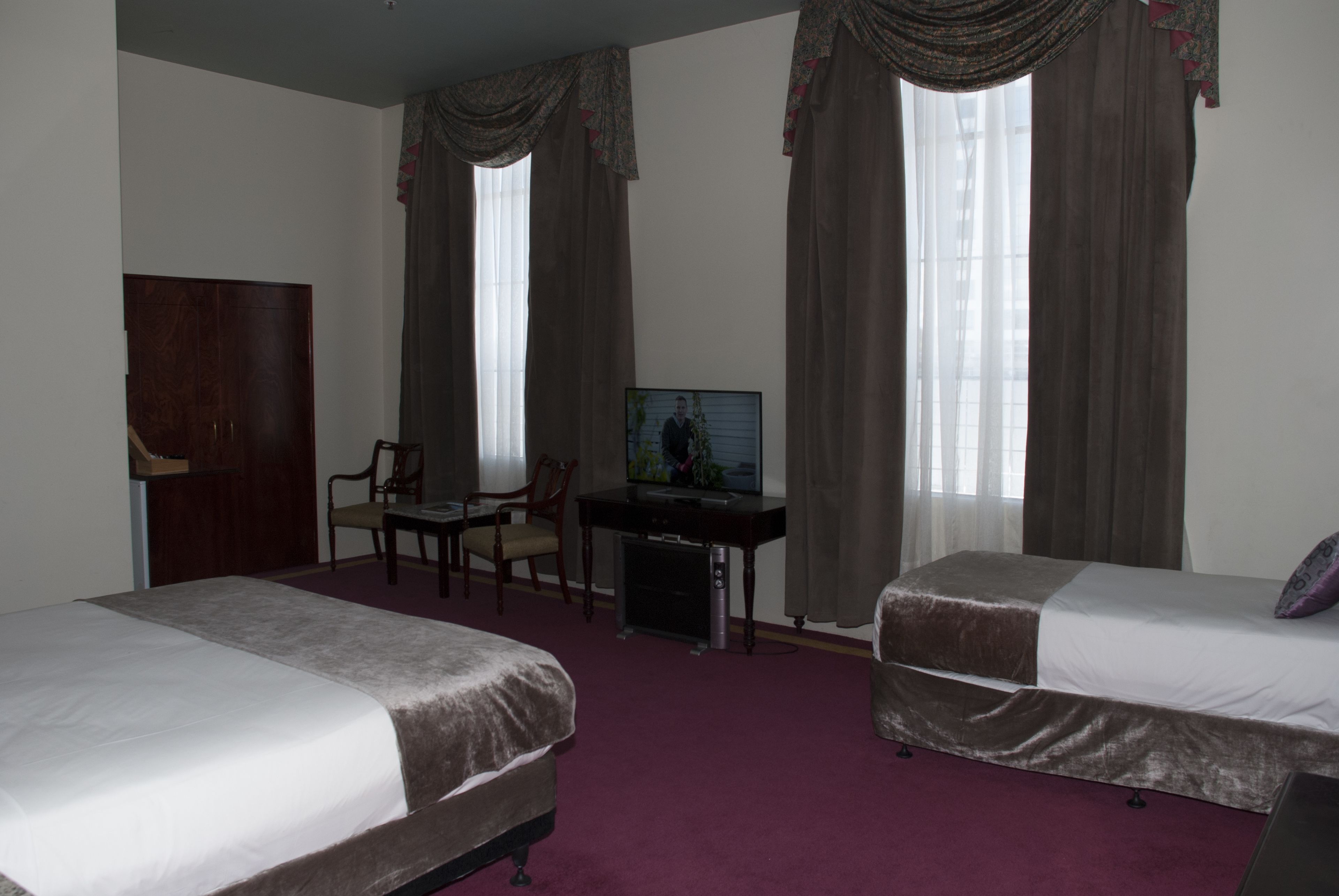 superior twin room | 1 bedroom, desk, iron/ironing board, cots/infant beds