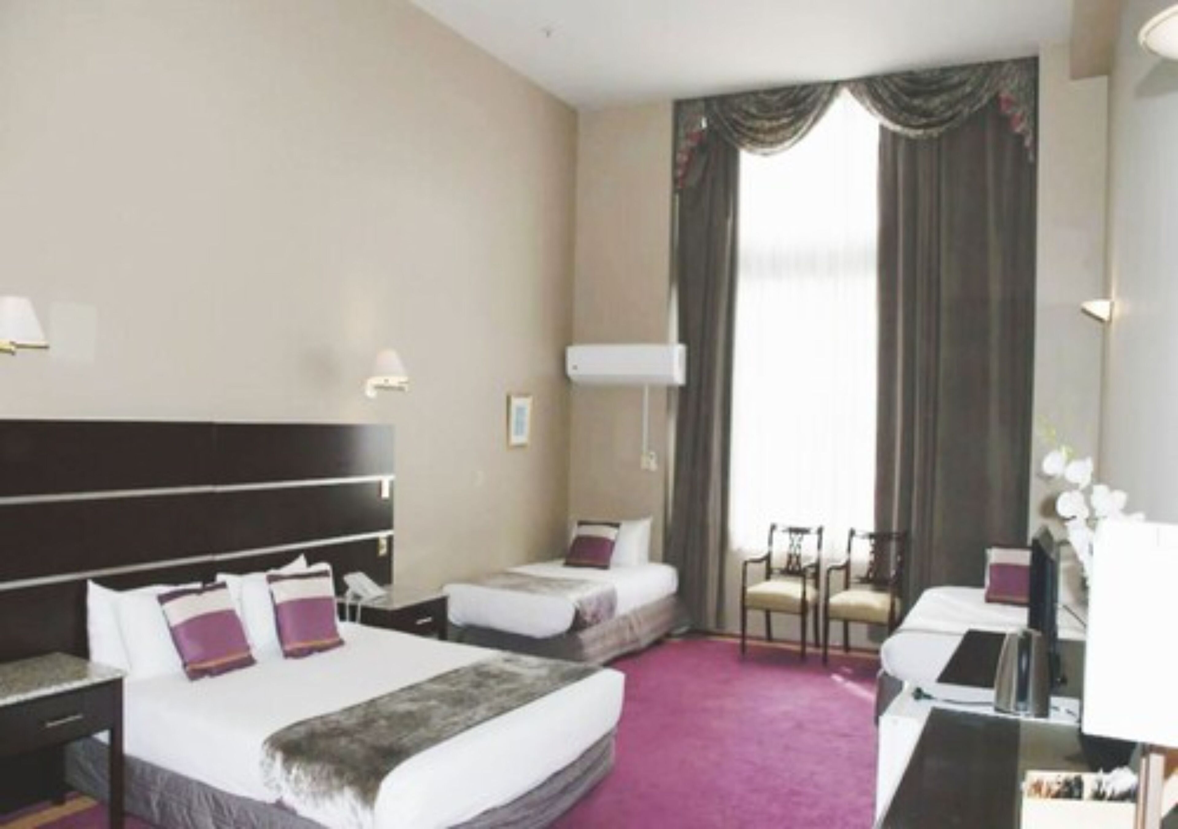 superior studio suite | 1 bedroom, desk, iron/ironing board, cots/infant beds