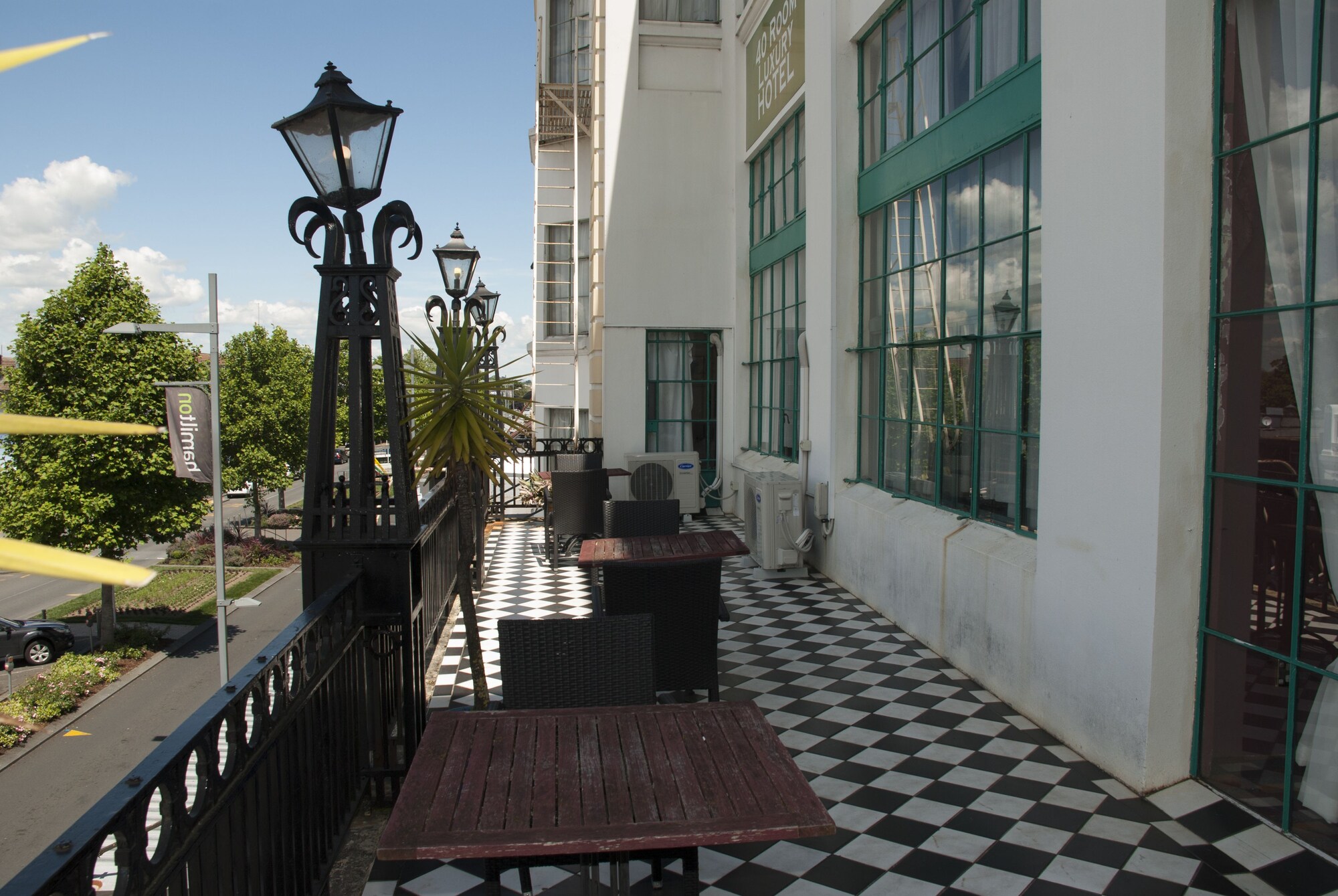 4 Star Hotels