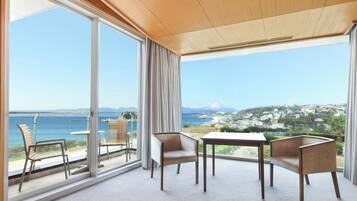 Suite Room B, Non Smoking | Living area | LCD TV