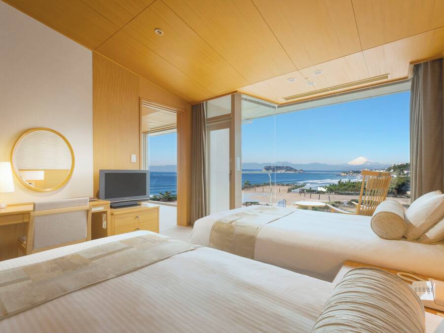 Suíte, para não fumantes (Room B) | Roupas de cama premium, cofres nos quartos, escrivaninha